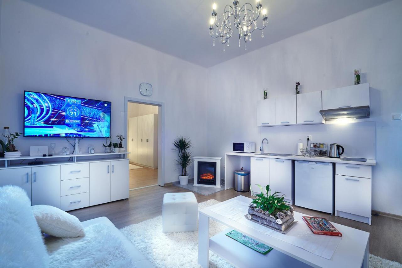 Apartman Bb Centrum بانْشكا بيشتريتْسا المظهر الخارجي الصورة