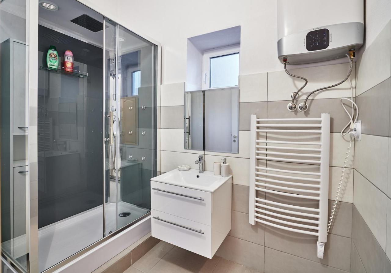 Apartman Bb Centrum بانْشكا بيشتريتْسا المظهر الخارجي الصورة