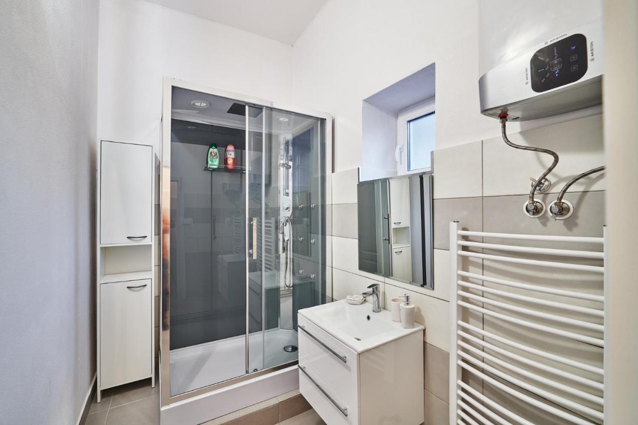 Apartman Bb Centrum بانْشكا بيشتريتْسا المظهر الخارجي الصورة